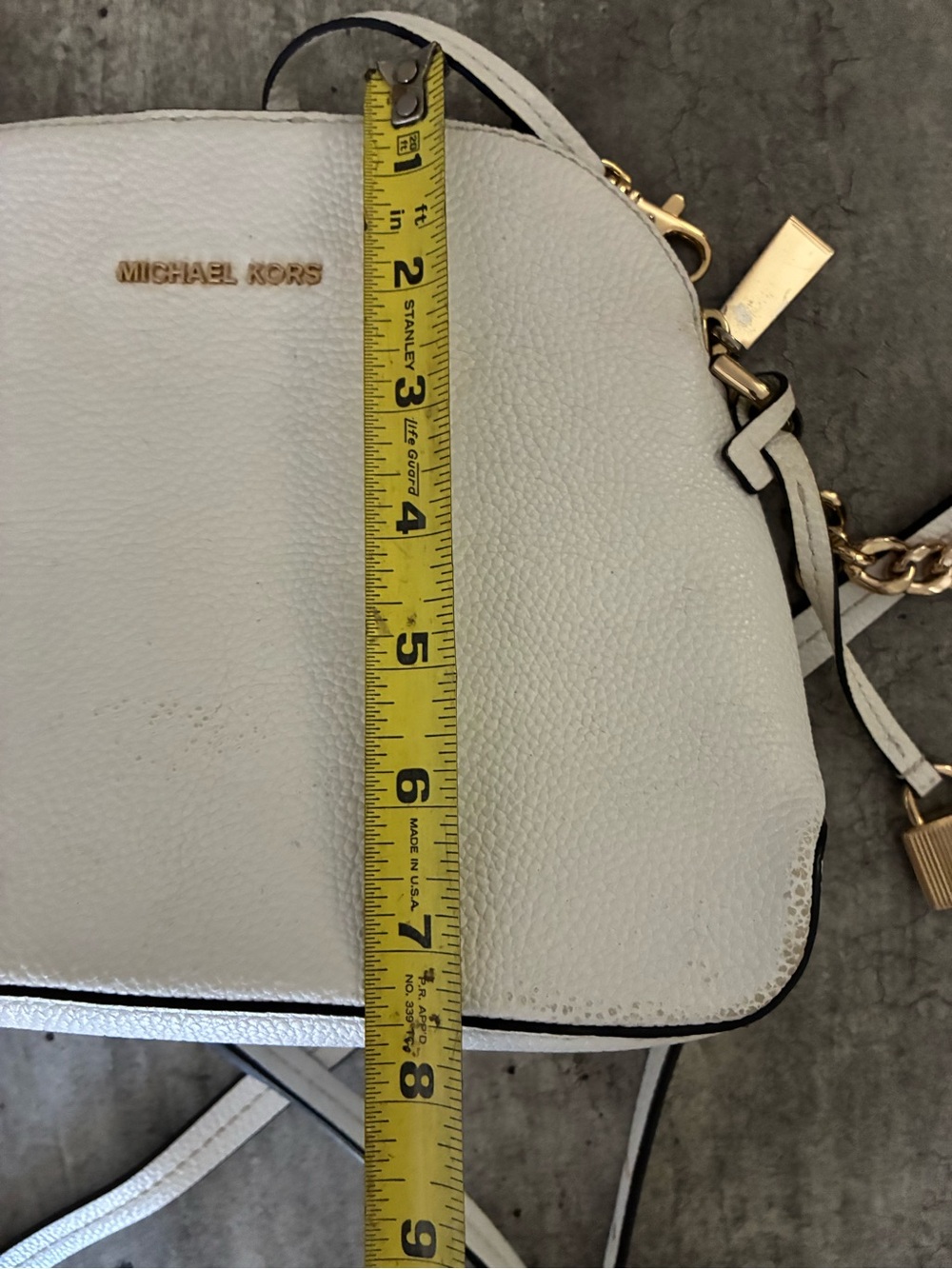 Michael Kors Cream Pebbled Leather Crossbody with Gold Chain Trim - Picture 12 of 14